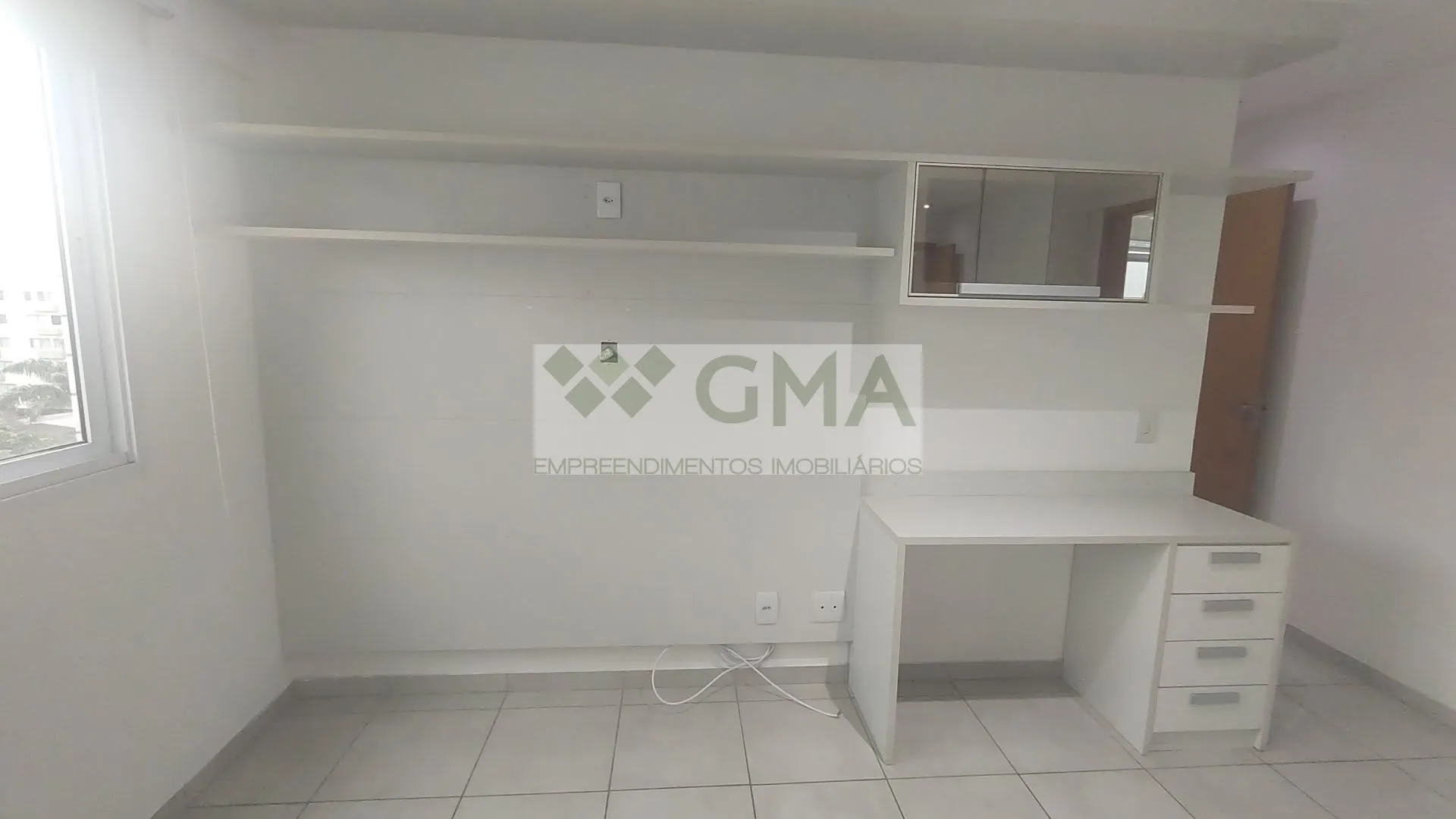 205 m² apartment on the 5th floor with 4 bedrooms — photo 17