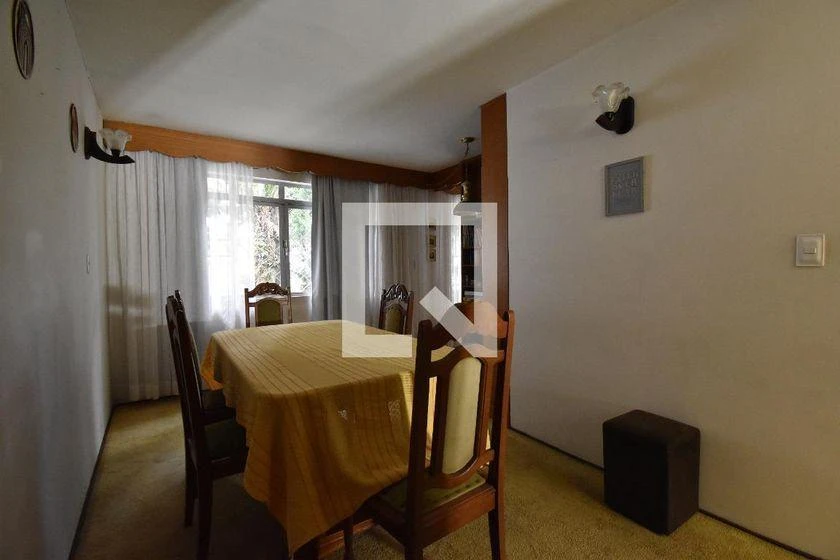 6-bedroom house with a washing machine in Curitiba — photo 47