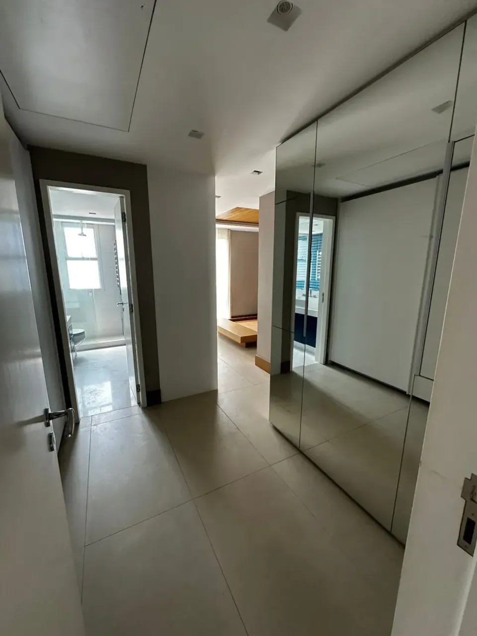 171 m² apartment for rent with 3 bedrooms and 5 baths — photo 13