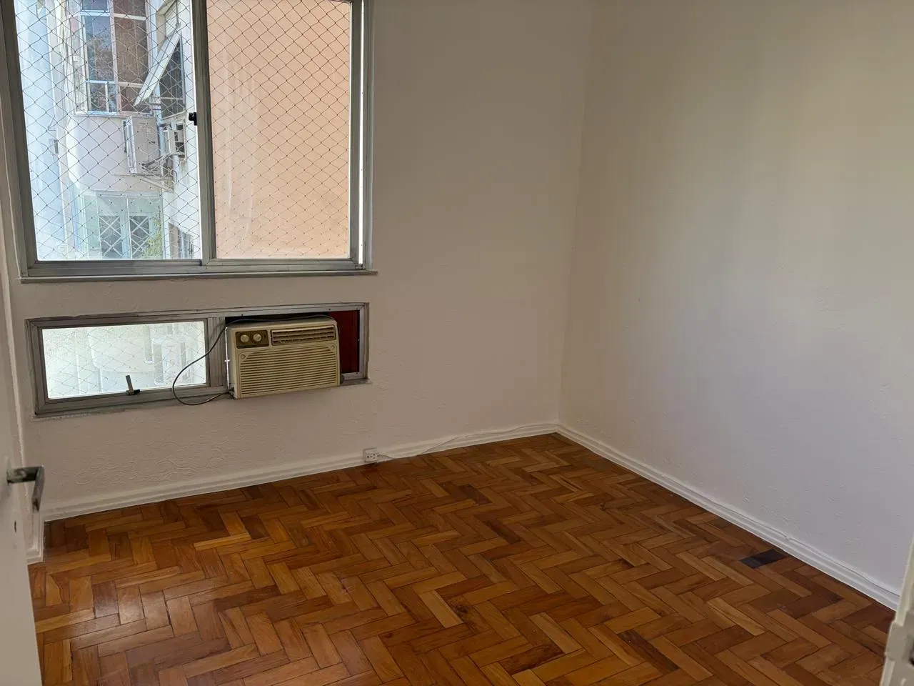 70 m² apartment with 2 bedrooms and a private garden — photo 10