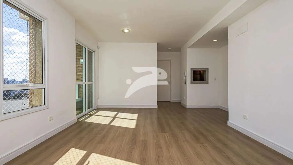 2-bedroom apartment with open-plan kitchen — photo 3