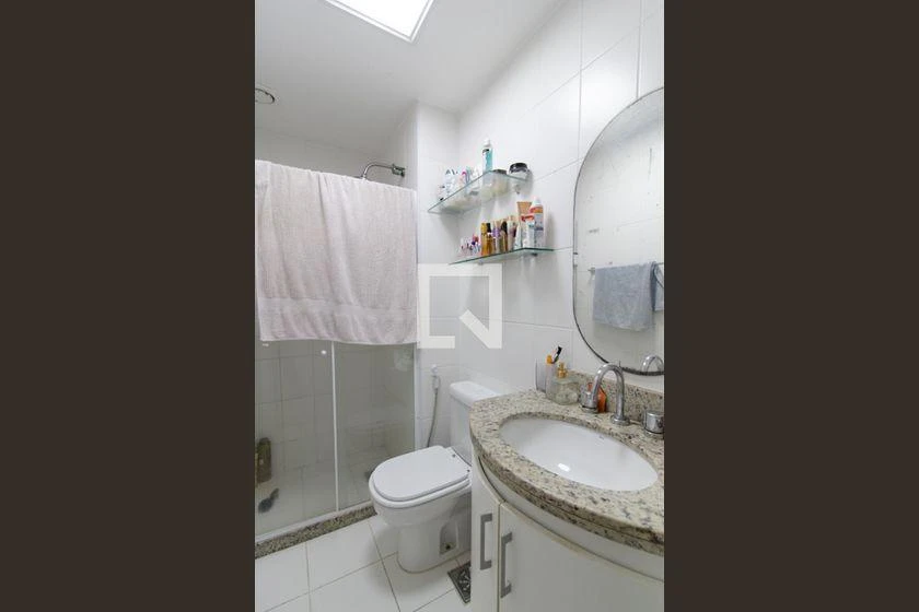 3-bedroom apartment with a home office — photo 37