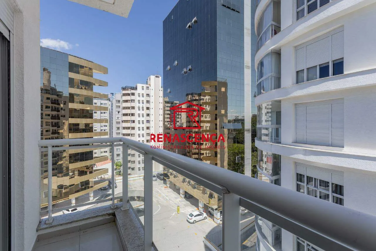 324 m² apartment with 4 en-suite bedrooms and private garden