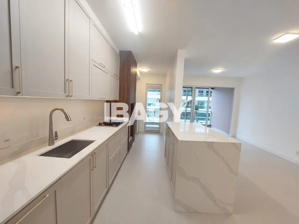 Apartamento de 2 quartos com 1 suíte e 130 m²