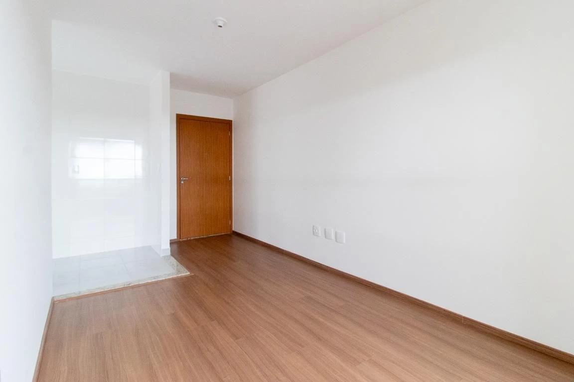 2-bedroom apartment in a building with a gym — photo 17