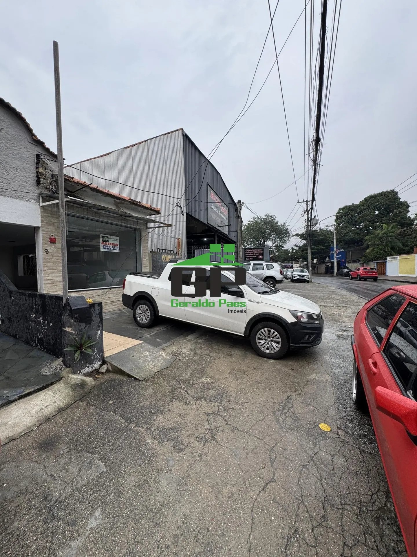 Casa sem mobília com 4 quartos e 2 banheiros — photo 21