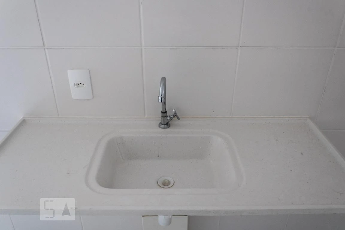 Apartamento sem mobília com 2 quartos e área de serviço — photo 29