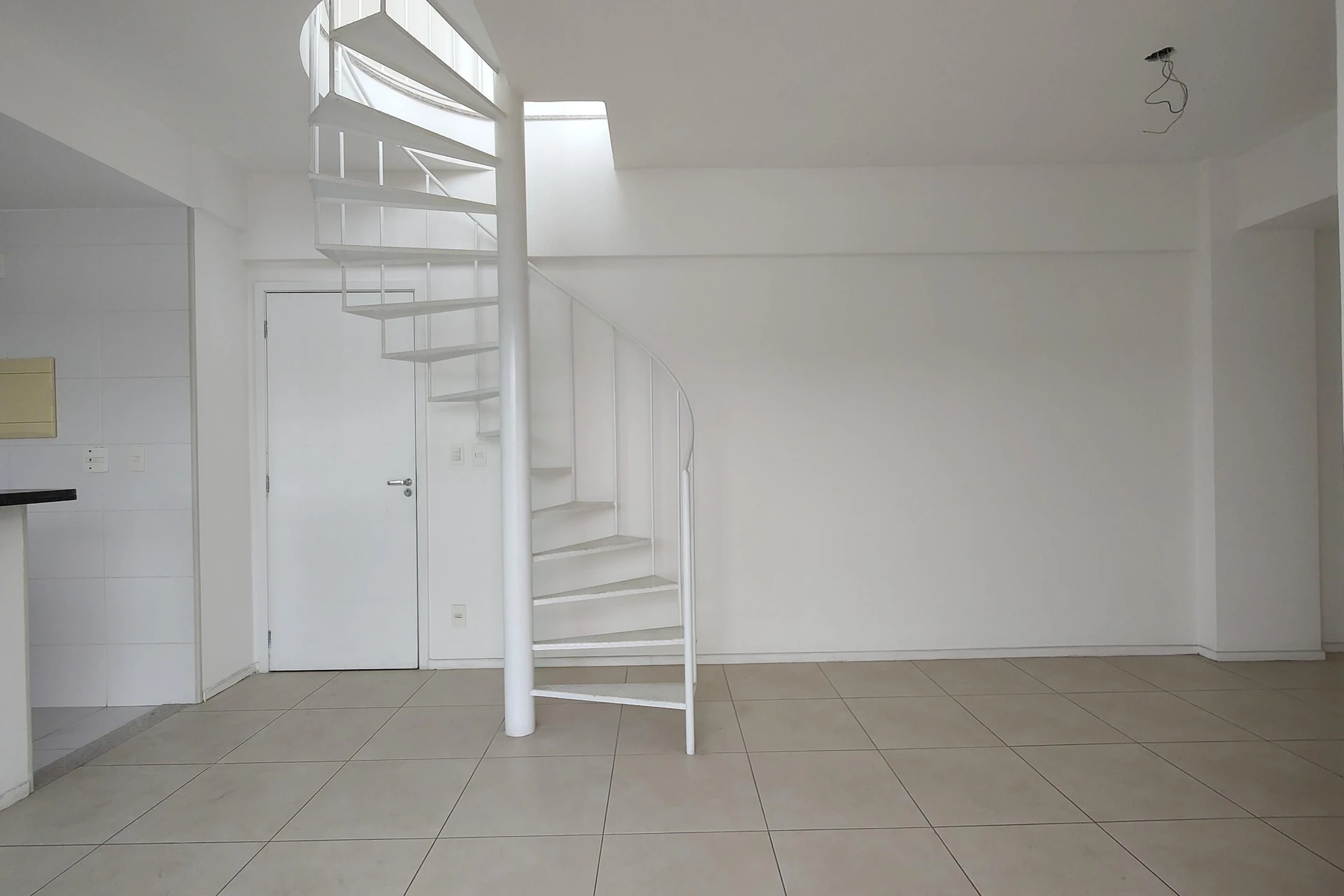 Apartment with 2 bedrooms, balcony and 1 parking space — photo 5