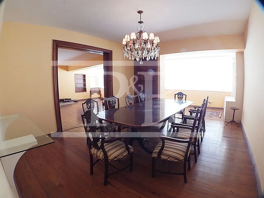 4-bedroom apartment with 3 bathrooms, 420 m² — photo 2