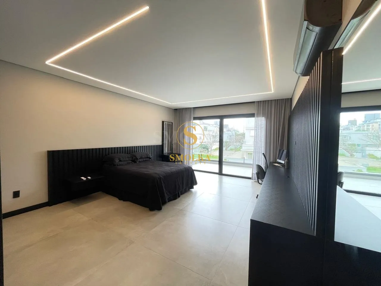 Меблированный дом 645 м² с 5 спальнями и 7 санузлами — photo 18