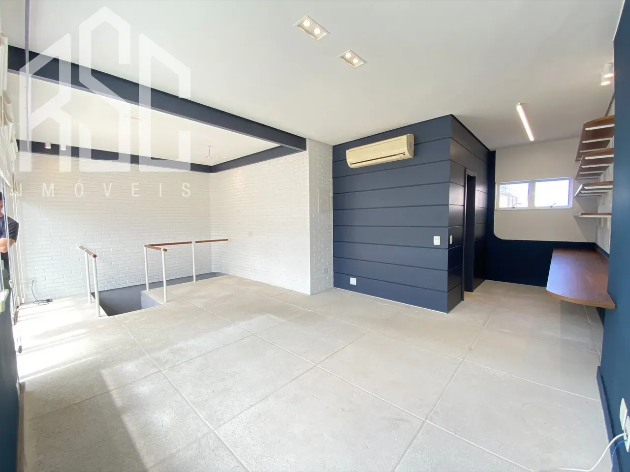 145 m² duplex penthouse with 2 bedrooms and 3 baths — photo 42