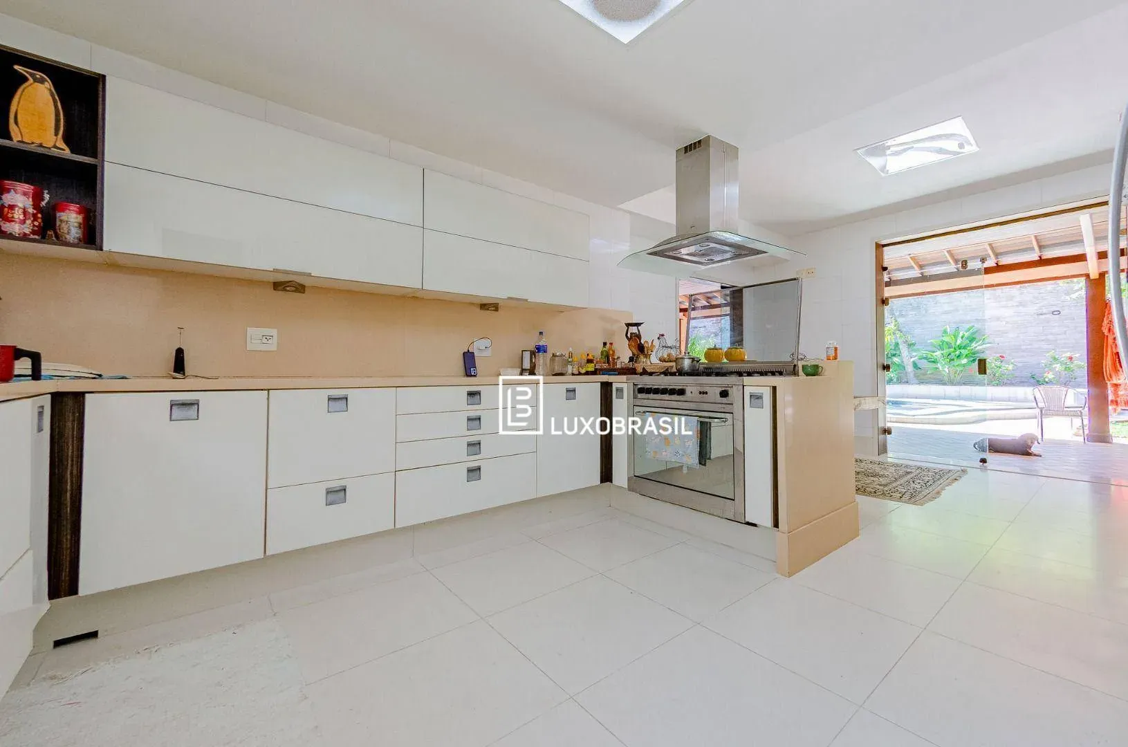 Furnished house with 6 en-suite bedrooms and 9 parking — photo 76