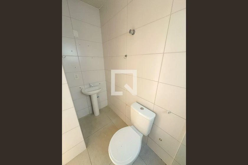 One-bedroom, 30 m² apartment in Florianópolis — photo 32