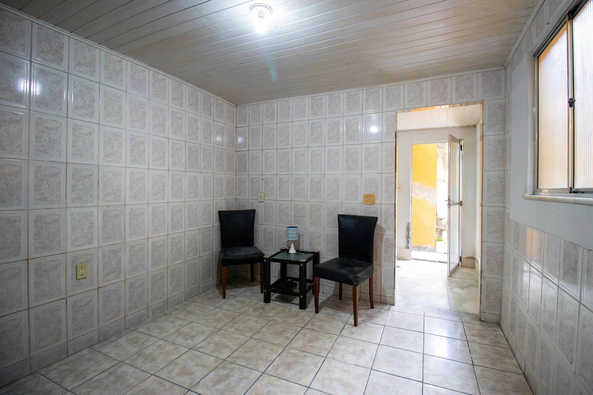 One-bedroom house with a garden — photo 13