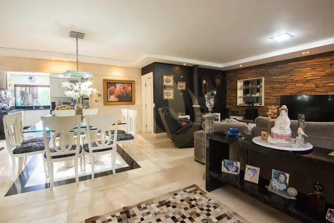 Furnished 860 m² house with 5 bedrooms and 10 bathrooms — photo 20