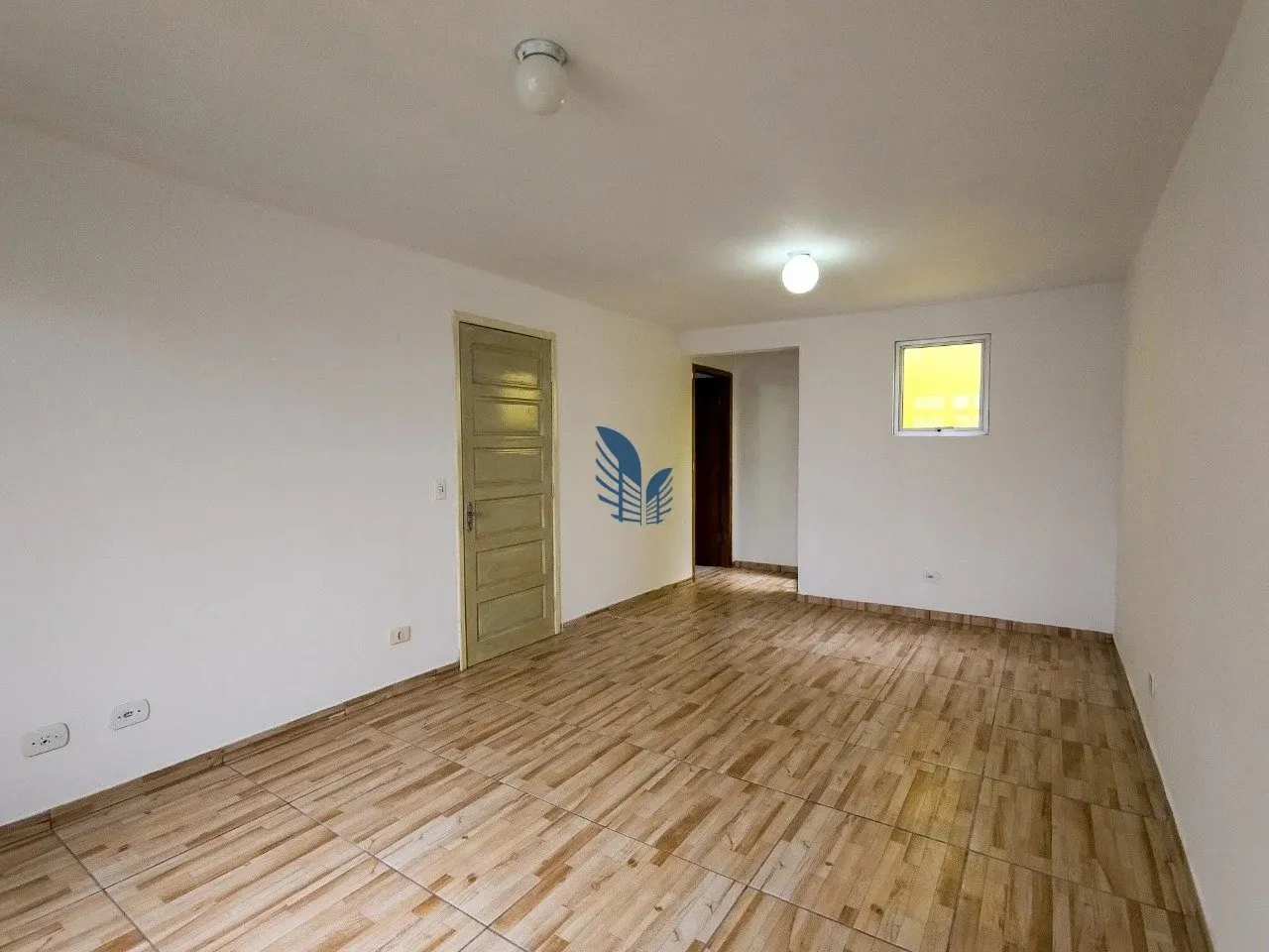 1-bedroom house with a private garden — photo 17