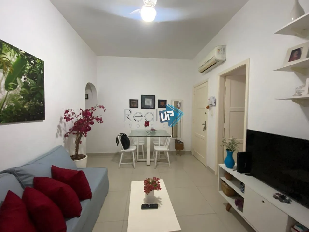 Furnished one-bedroom apartment, 50 m² — photo 17