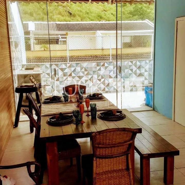 Triplex condo house with 5 bedrooms and 3 en-suites — photo 18