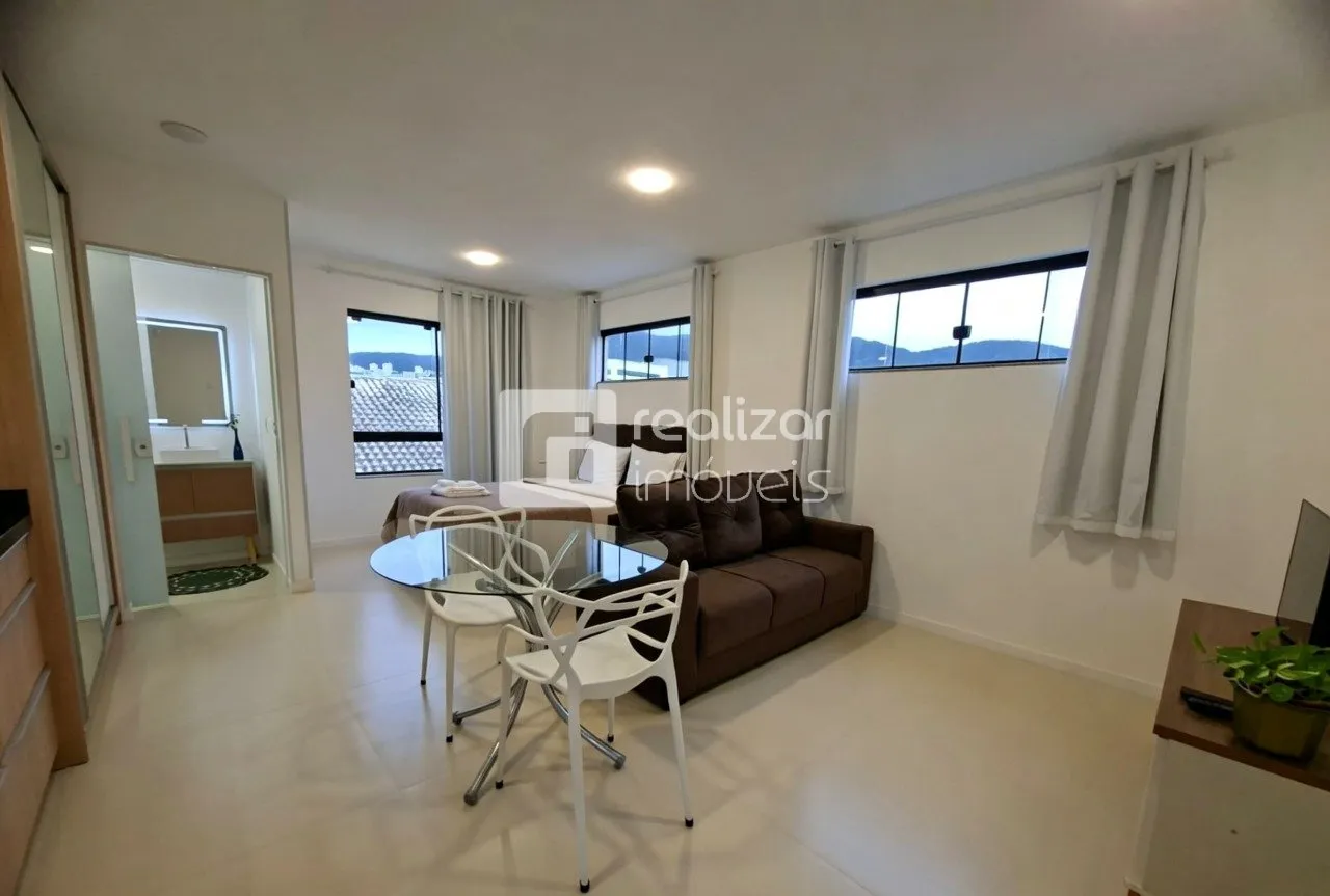 Furnished 30 m² studio with private garden — photo 5