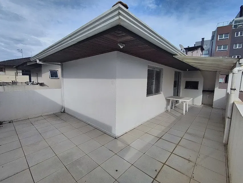 4-bedroom apartment with 2 parking spaces and 155 m² — photo 18