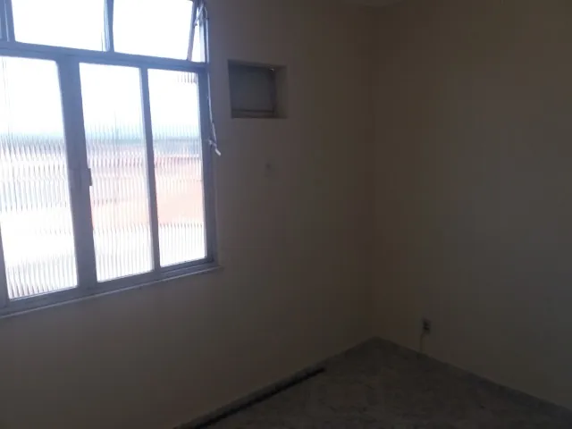 2-bedroom apartment in a building with a gym — photo 6