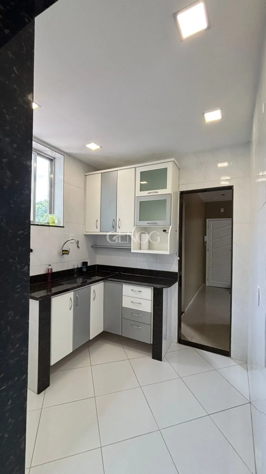 100 m² apartment with 3 bedrooms and 2 bathrooms