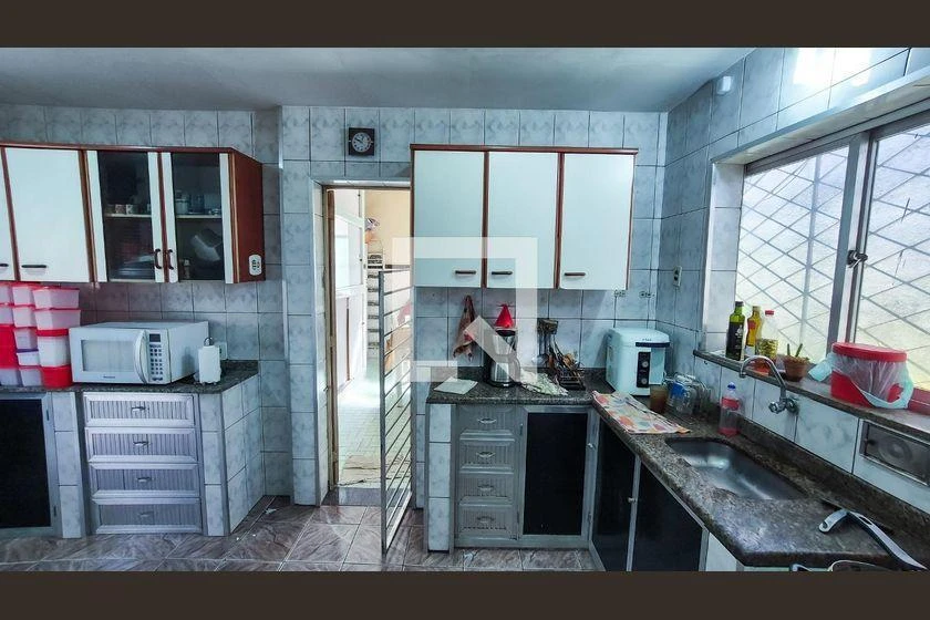 Дом 360 м² с 4 спальнями и частным садом — photo 47