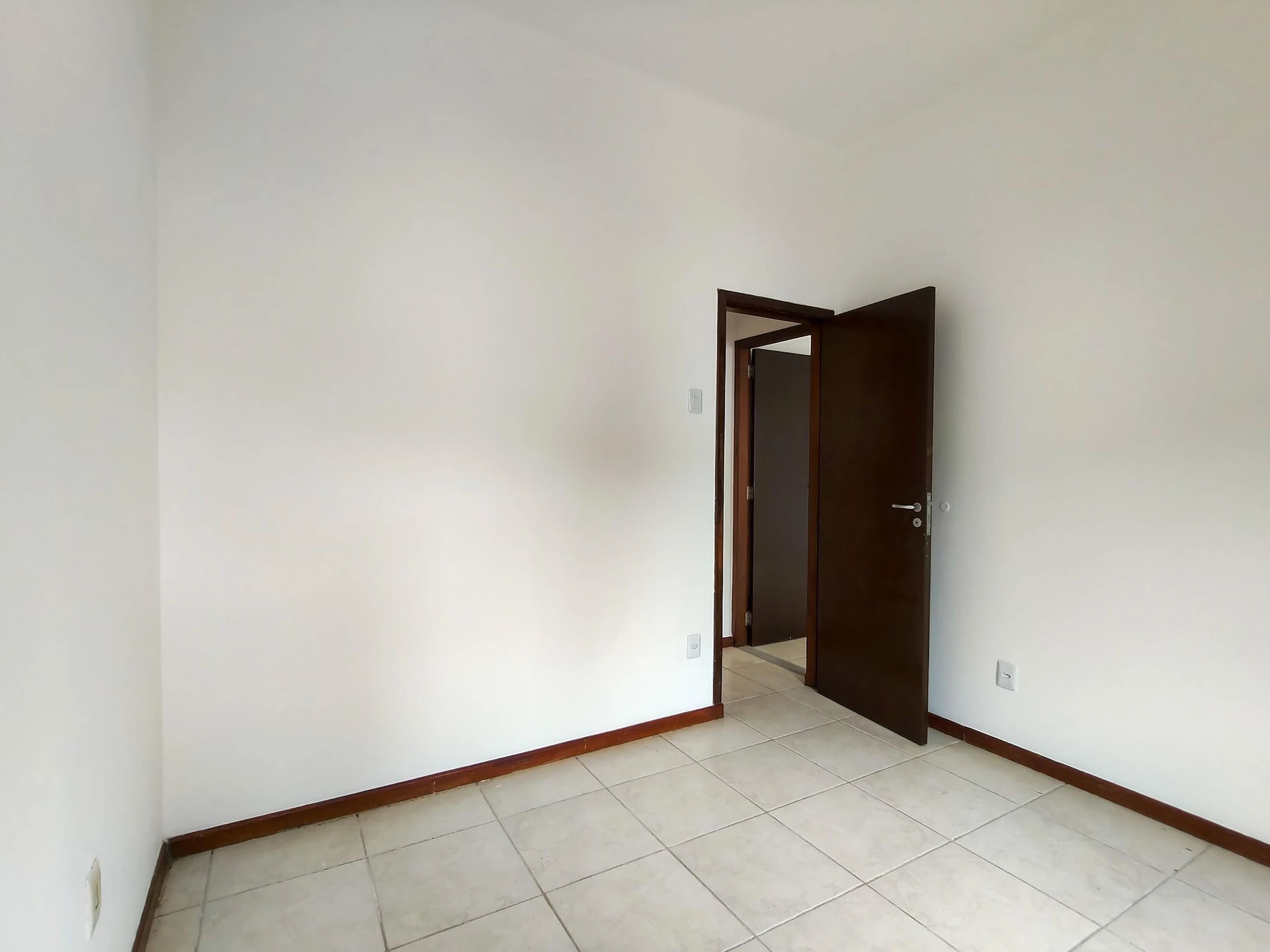 Квартира с 3 спальнями и грилем на балконе — photo 34
