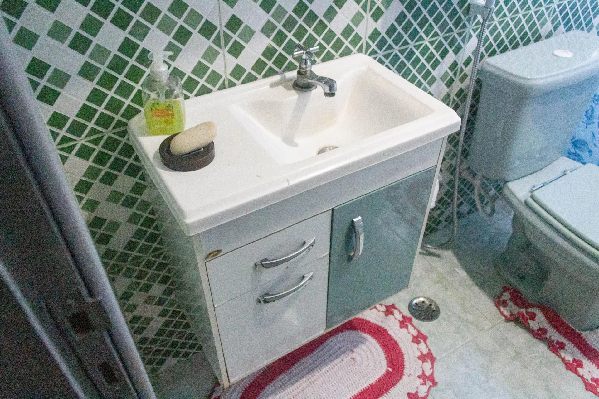 5-bedroom apartment with a washing machine — photo 54