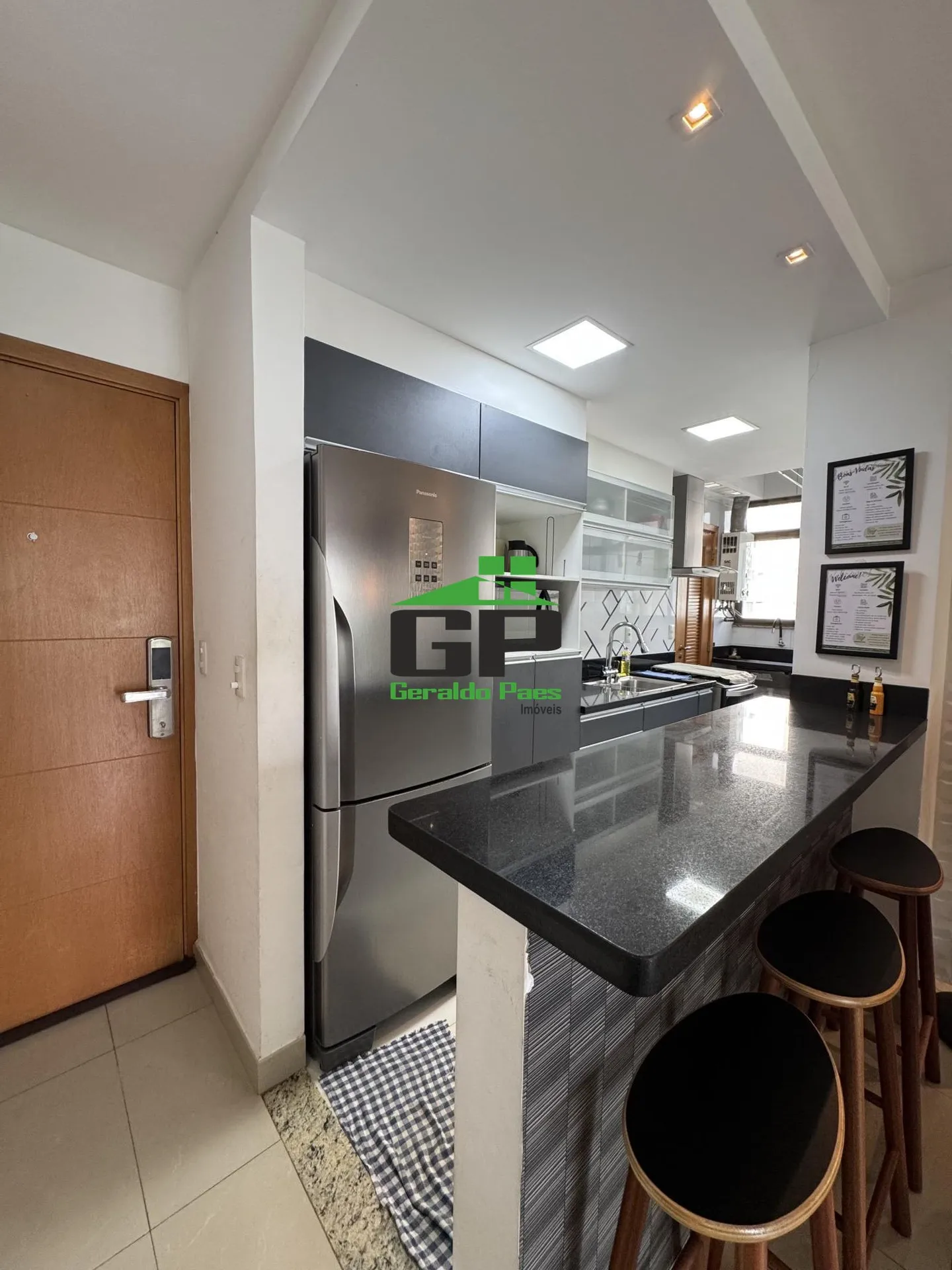 Apartamento de 3 quartos com cozinha americana e varanda — photo 22