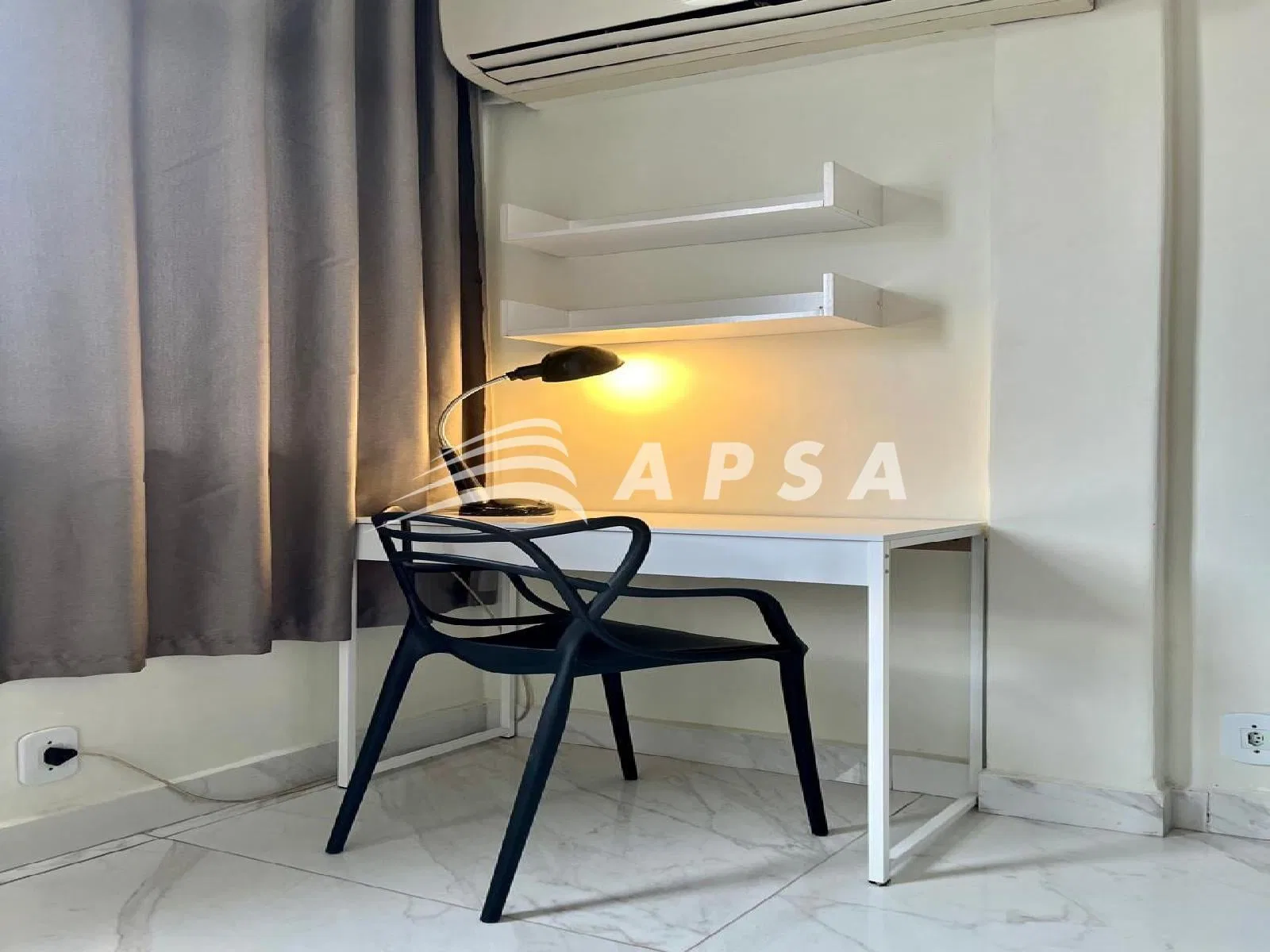 One-bedroom apartment with a home office — photo 17