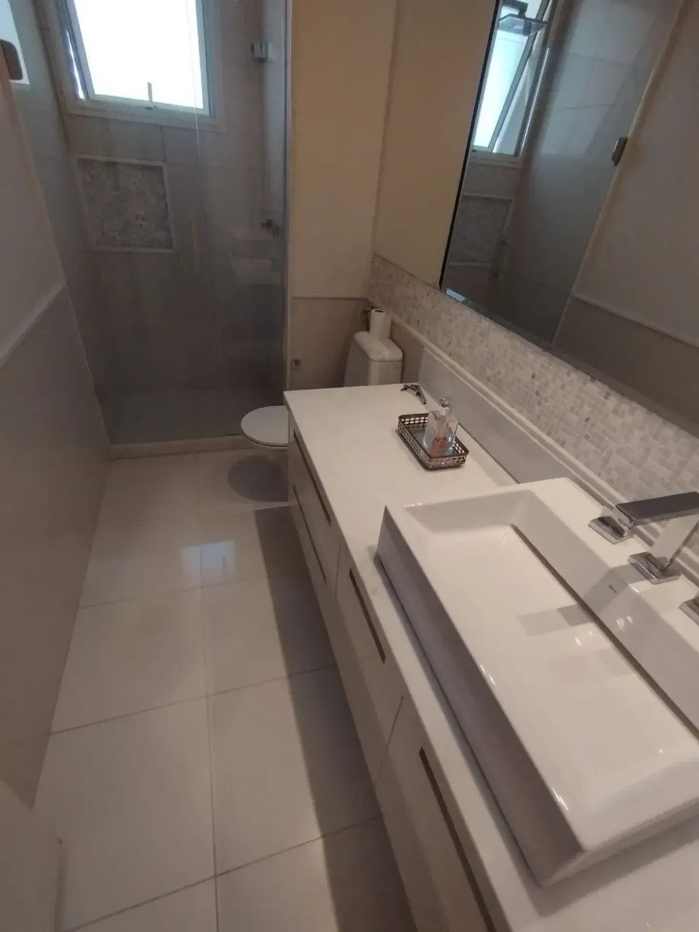 Apartamento sem mobília com 4 quartos e 5 banheiros — photo 30