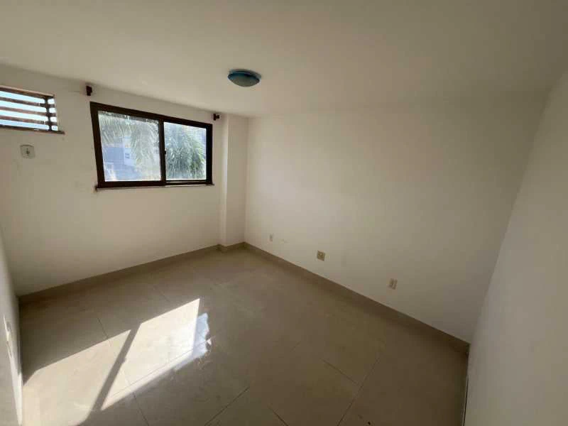 2-bedroom apartment with 1 en-suite and balcony — photo 2