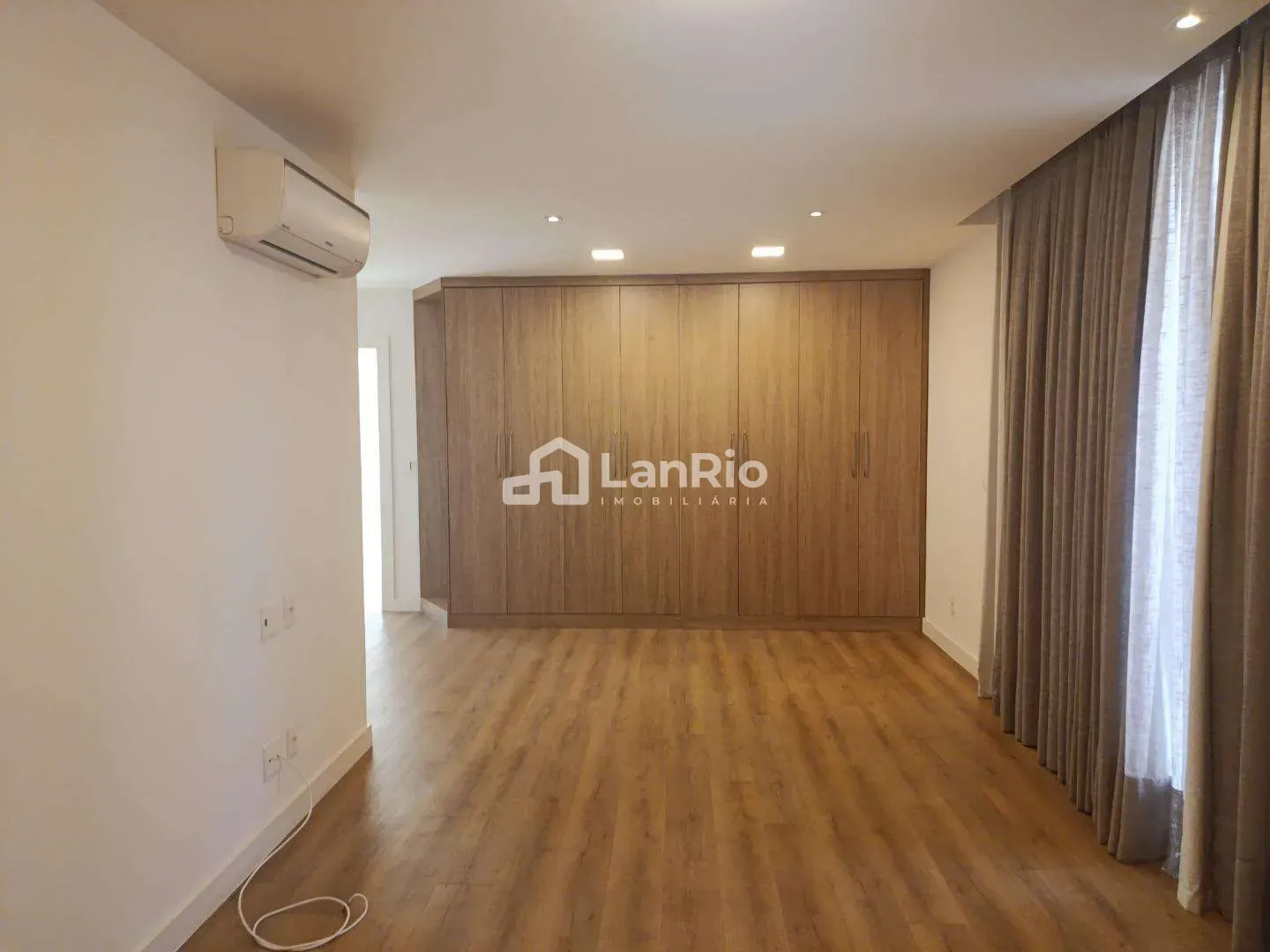Casa com 5 quartos e 5 suítes, com varanda — photo 23