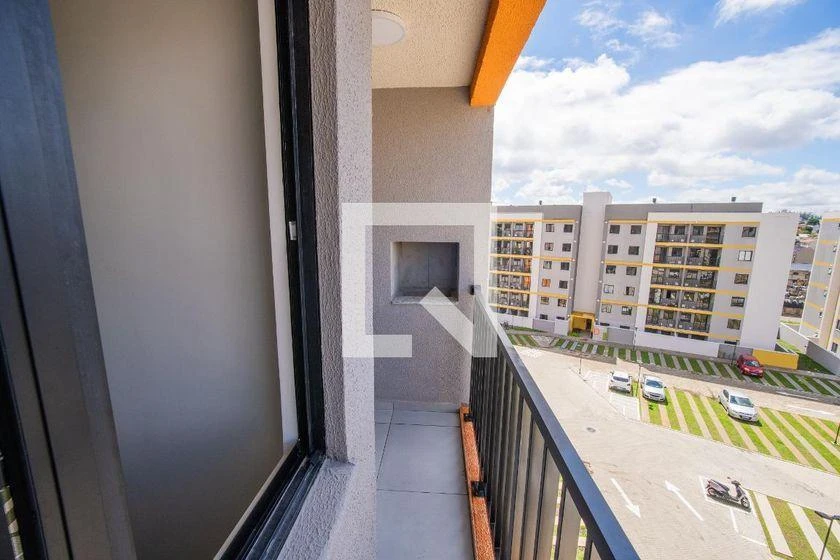 2-bedroom apartment in a building with a gym — photo 4