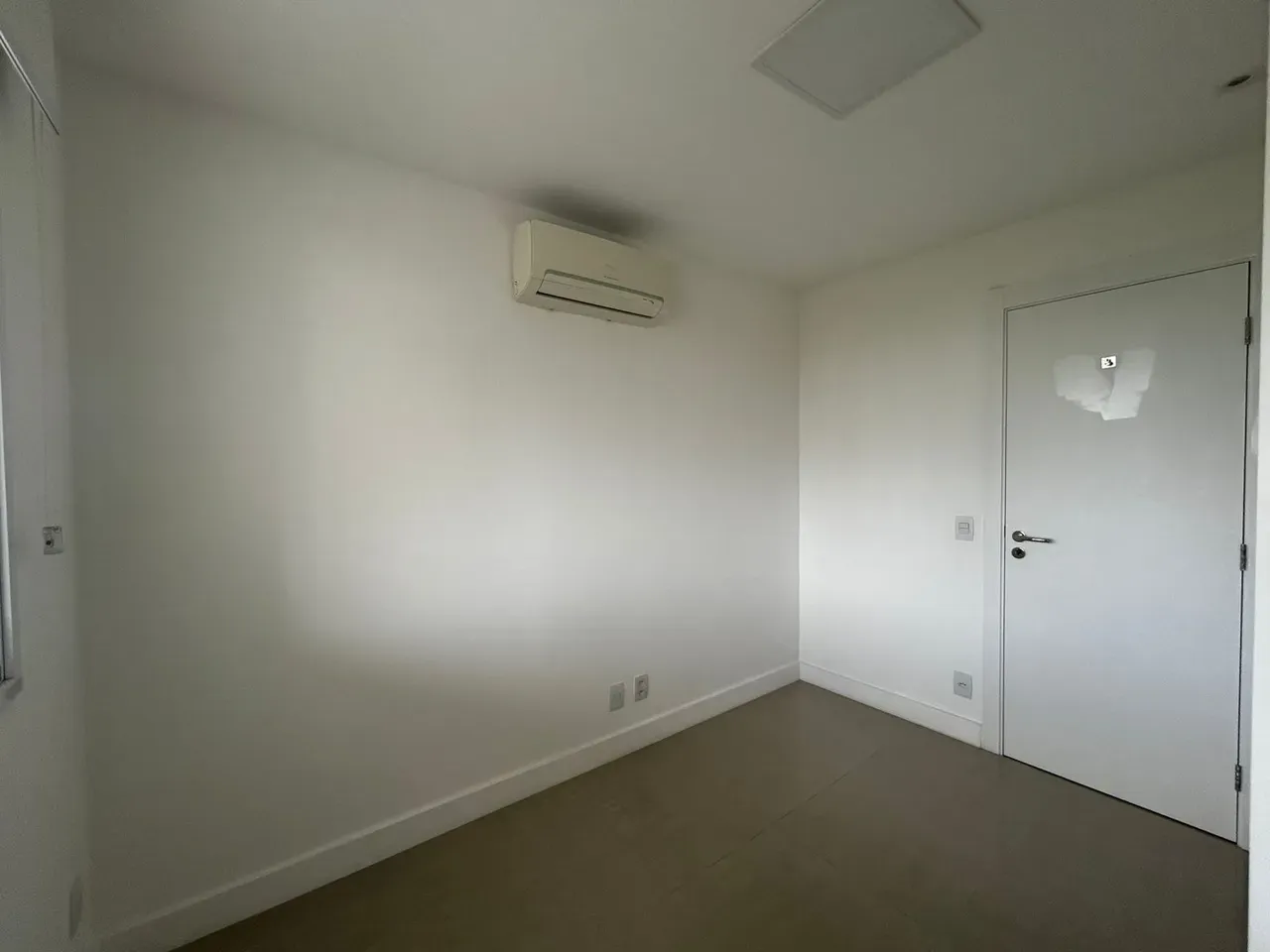 Apartamento de 2 quartos com varanda e cozinha separada — photo 17