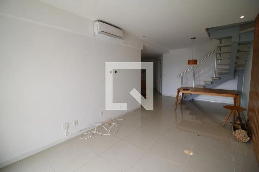 2-bedroom apartment with a mountain view in Rio de Janeiro — photo 8