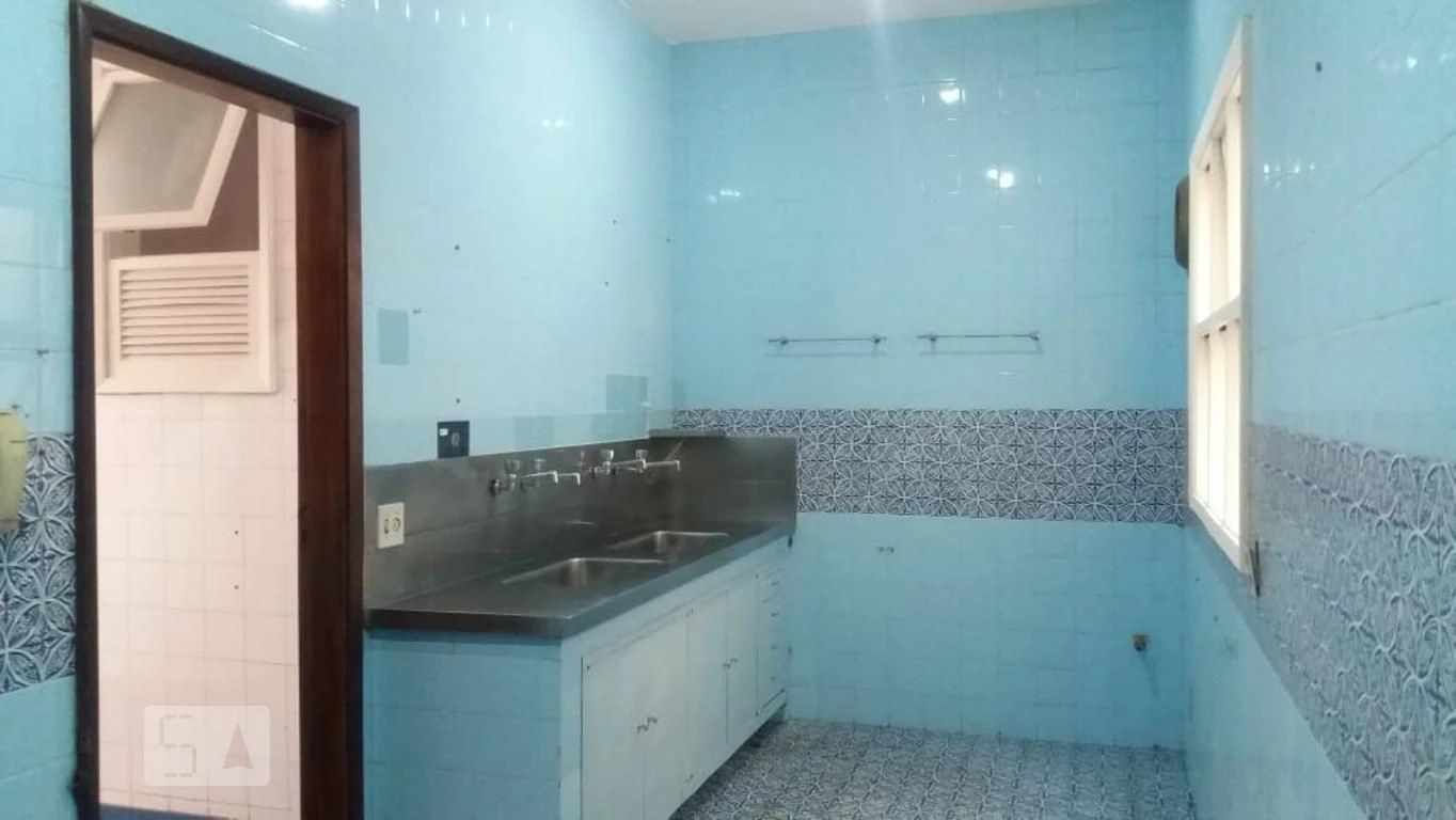 Apartment, 174 m², with a bathtub — photo 25