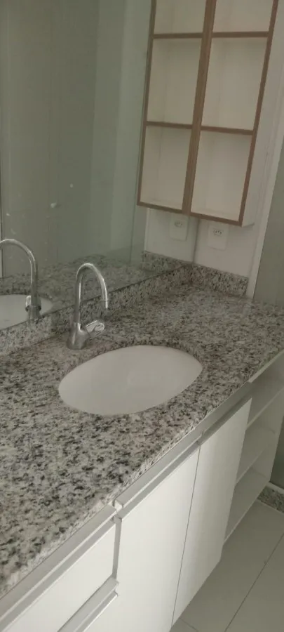Балкон с грилем и 2 спальни: квартира 94 м² — photo 11