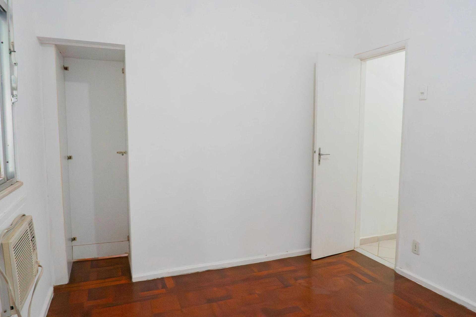 Apartamento com piso de madeira ou laminado, Grajaú — photo 19