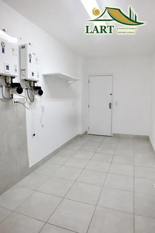 Departamento en piso 3 con ventanales de piso a techo — photo 8
