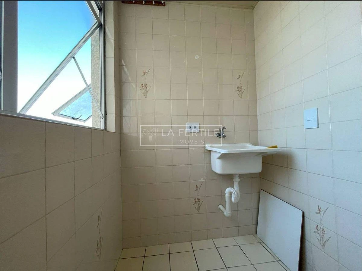 Furnished apartment, 55 m², with wood or laminate floors — photo 16