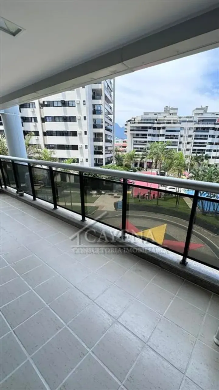 Rental apartment with 3 bedrooms and 2 bathrooms — photo 17