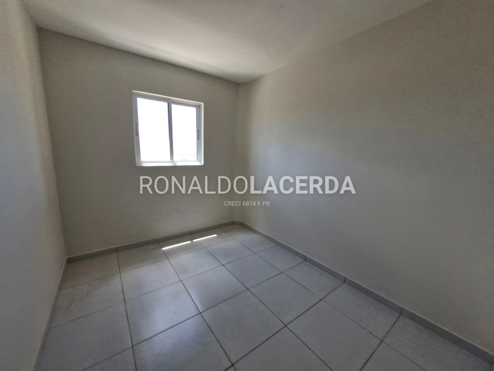 61 m² apartment with 2 bedrooms and a suite — photo 6