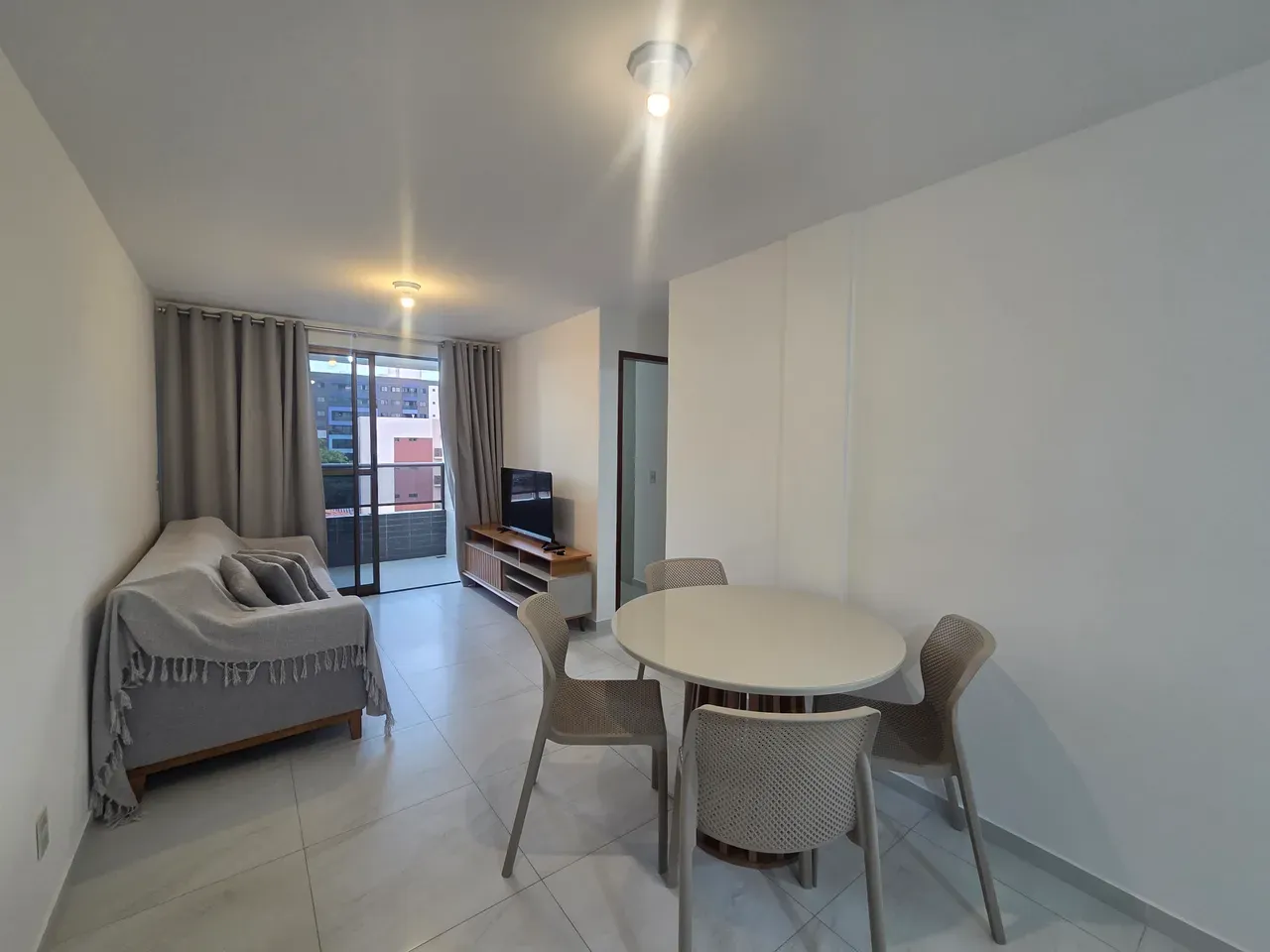 Apartamento mobiliado com ar-condicionado e 2 quartos — photo 2
