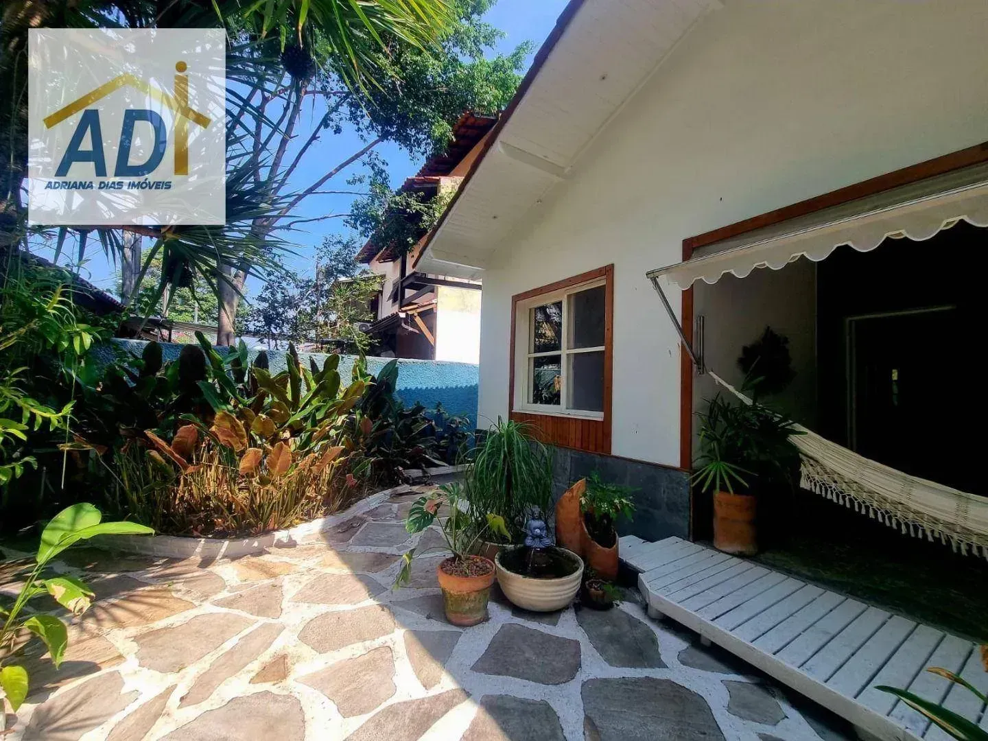 Residential house with 4 bedrooms and private BBQ area — photo 60