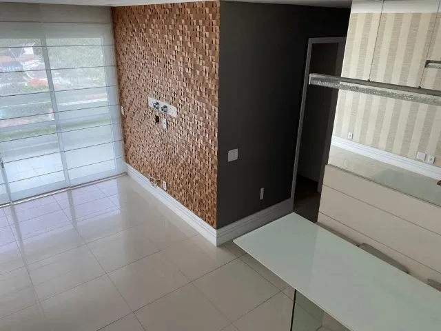 Glass-enclosed balcony in a 3-bedroom apartment, 177 m² — photo 16