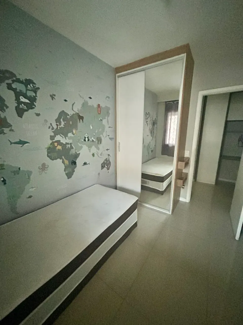 Furnished 2-bedroom apartment with a balcony — photo 11