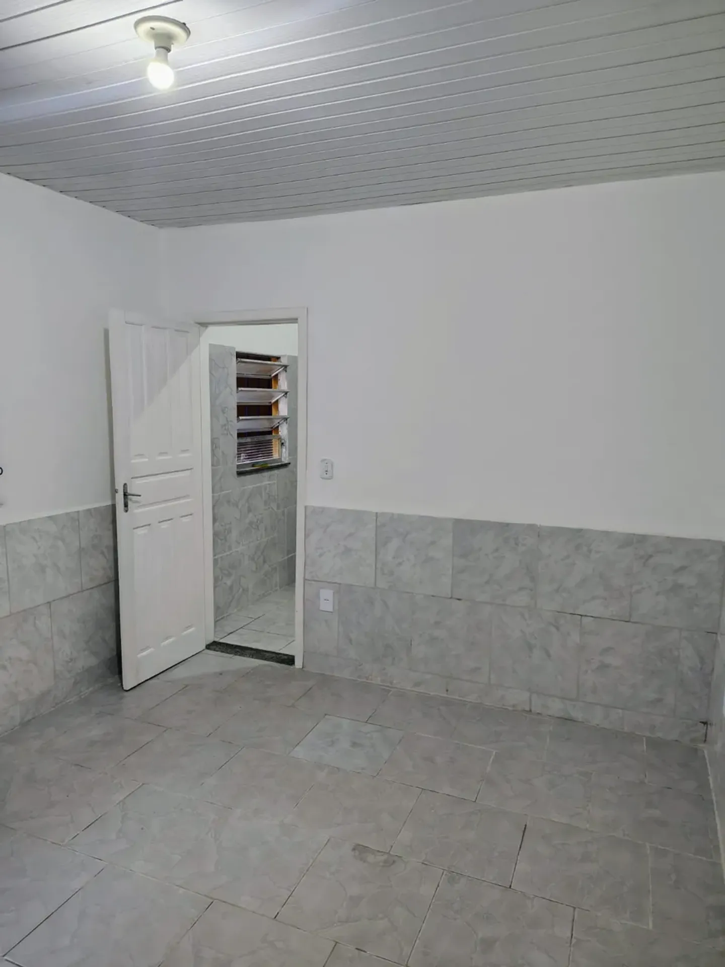 One-bedroom house with a washing machine in Rio de Janeiro — photo 13