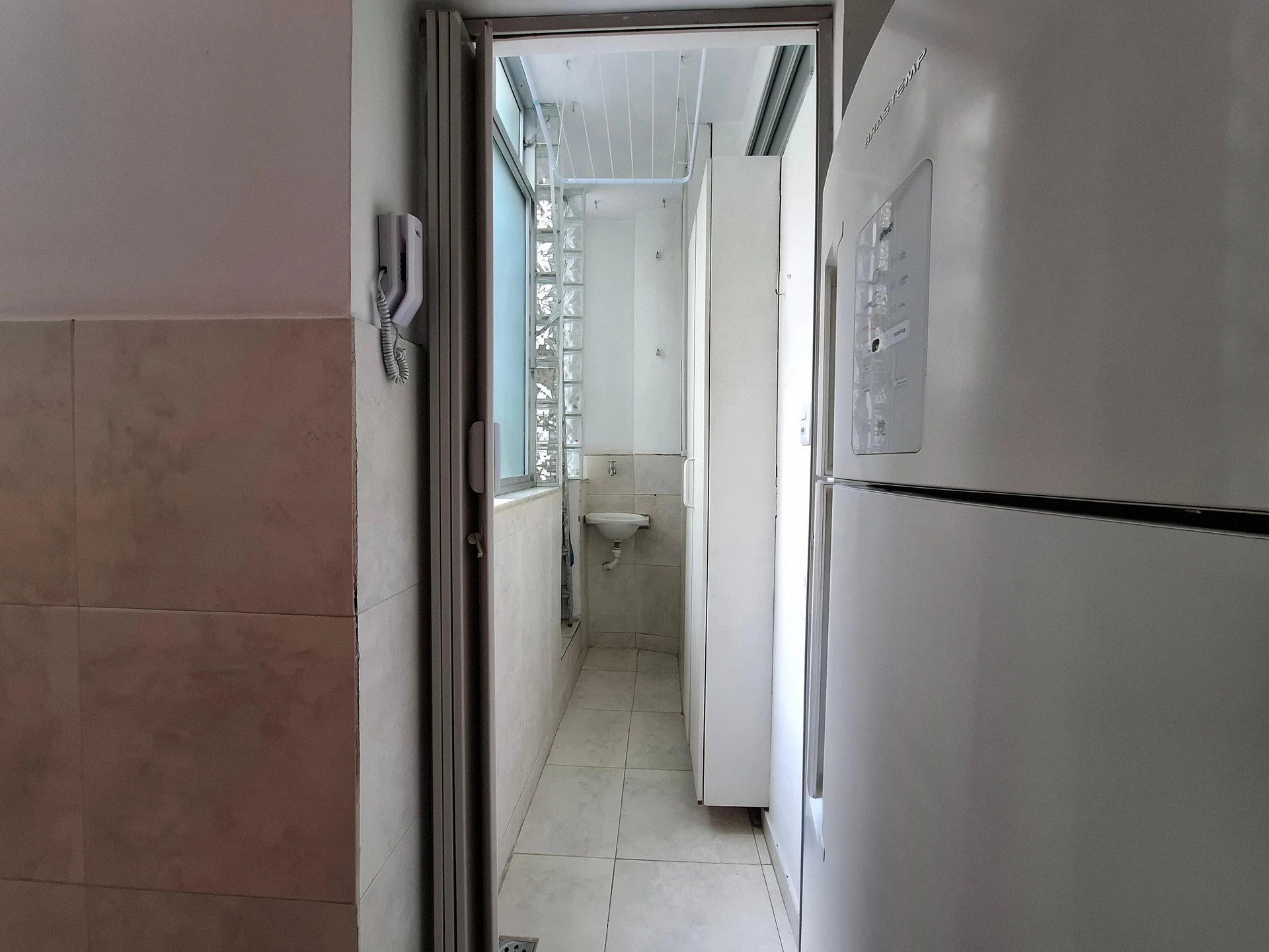 Furnished apartment, 110 m², with a glass-enclosed balcony — photo 20